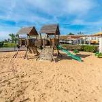 Nyaraló Golden Seaside - Acesso E Piscina Incluido