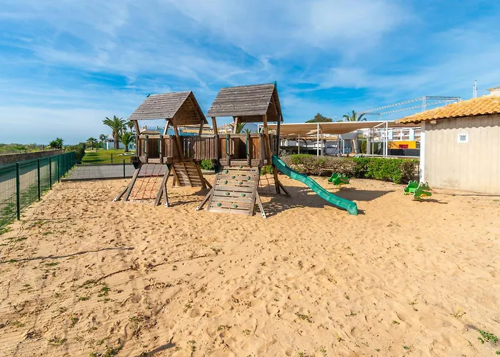 Vakantiehuis Golden Seaside - Acesso E Piscina Incluido